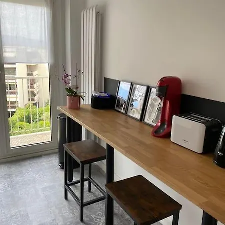 Appartement Superbe 2 Pieces Avec Piscine Antibes