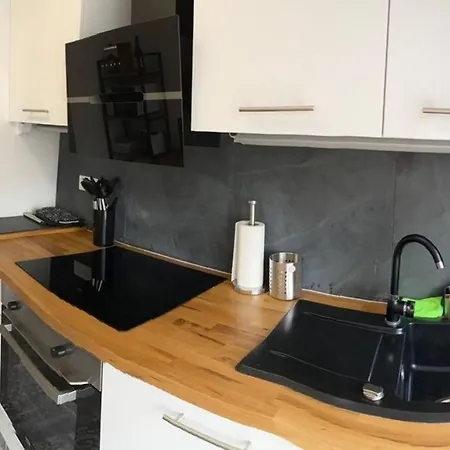 Appartement Superbe 2 Pieces Avec Piscine *
